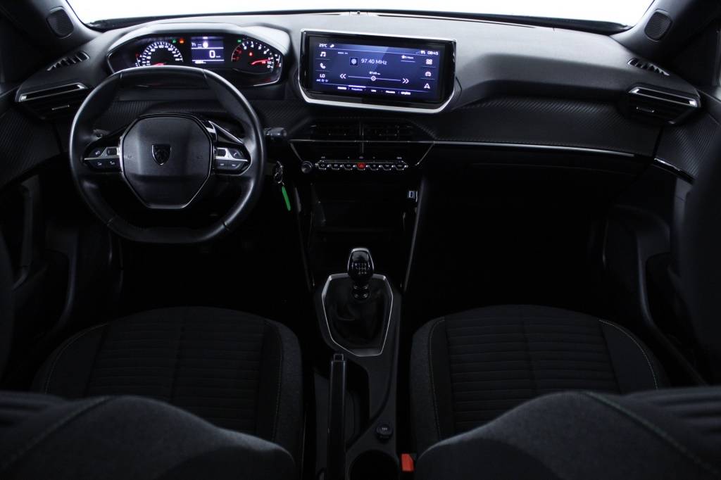 peugeot-2008-2024-gasolina-1199cc