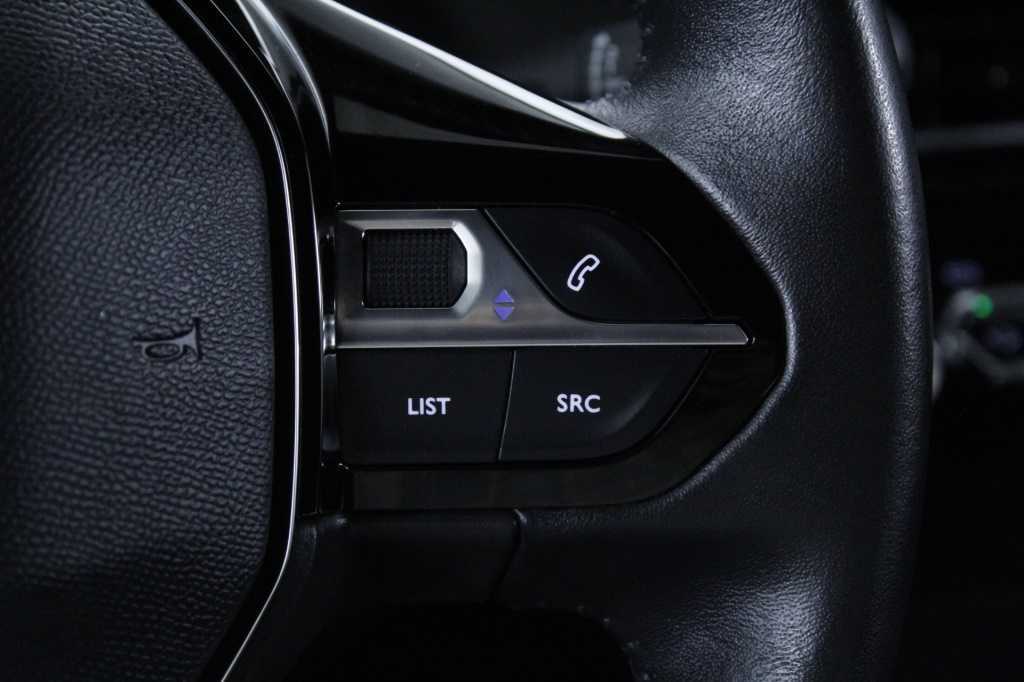 peugeot-2008-2024-gasolina-1199cc