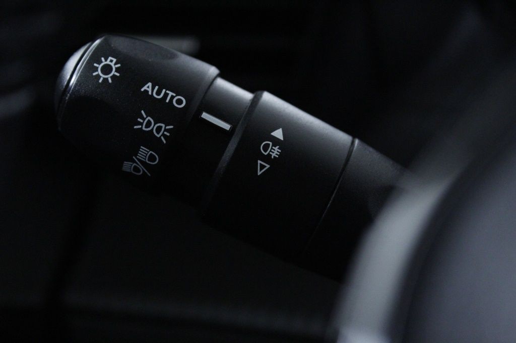 peugeot-2008-2024-gasolina-1199cc