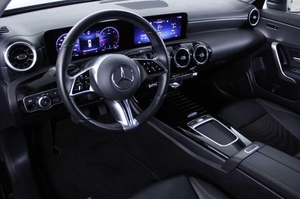 mercedes-benz-cla-2024-diesel-1950cc