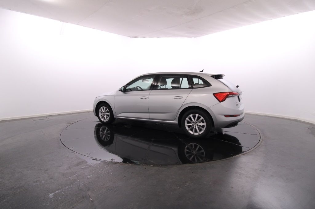 skoda-scala-2022-gasolina-999cc