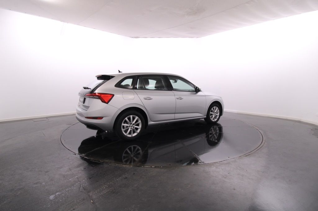 skoda-scala-2022-gasolina-999cc