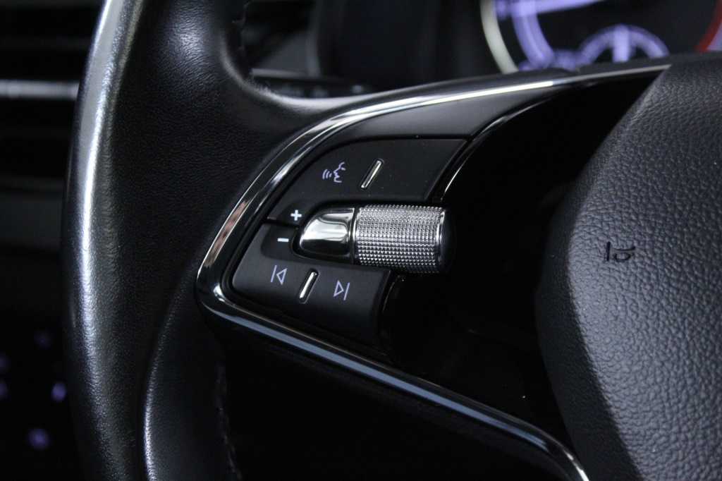 skoda-scala-2022-gasolina-999cc