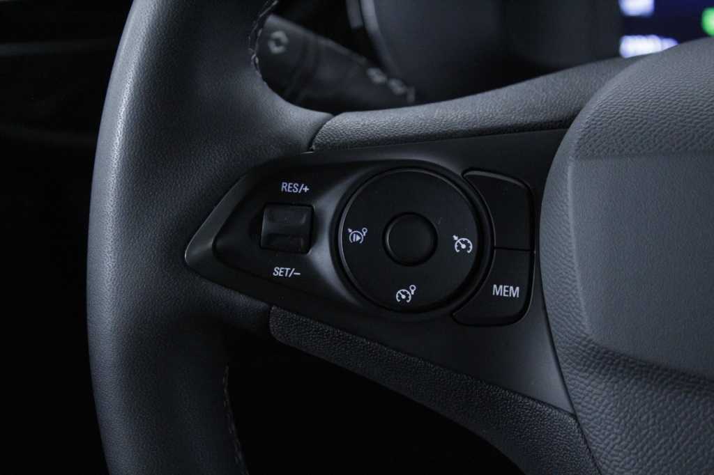 opel-corsa-2025-gasolina-1199cc