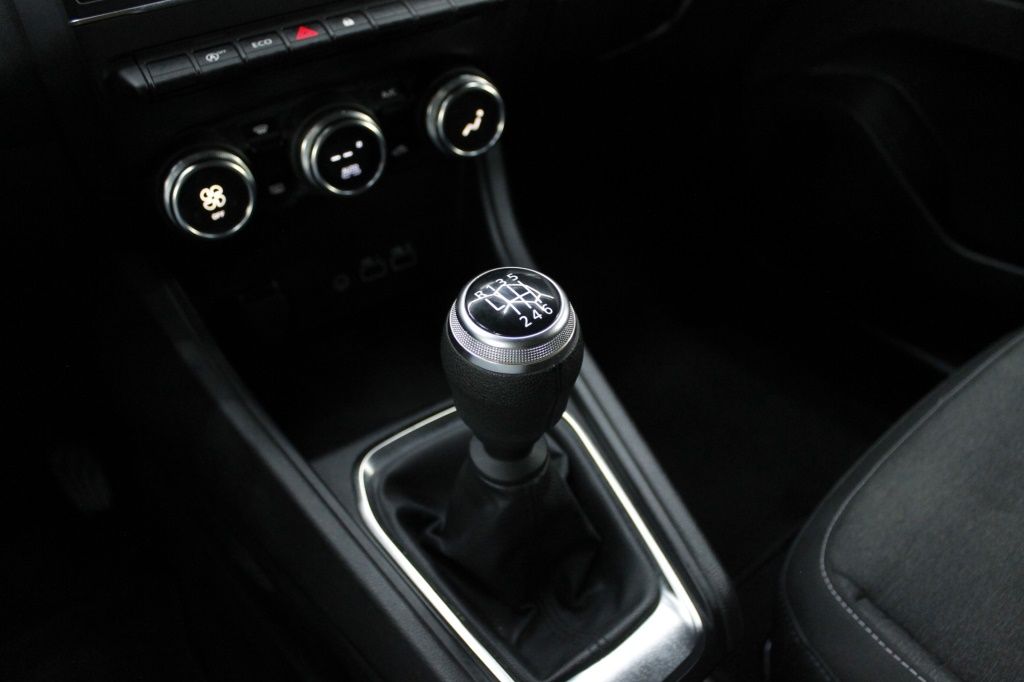 mitsubishi-asx-2024-gasolina-999cc
