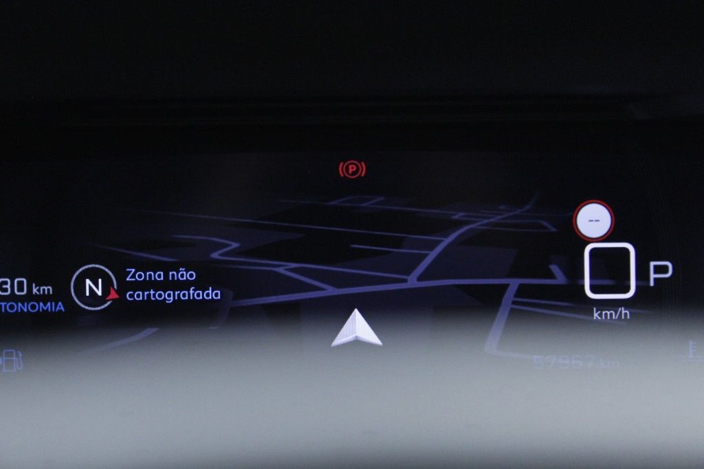 peugeot-2008-2022-diesel-1499cc