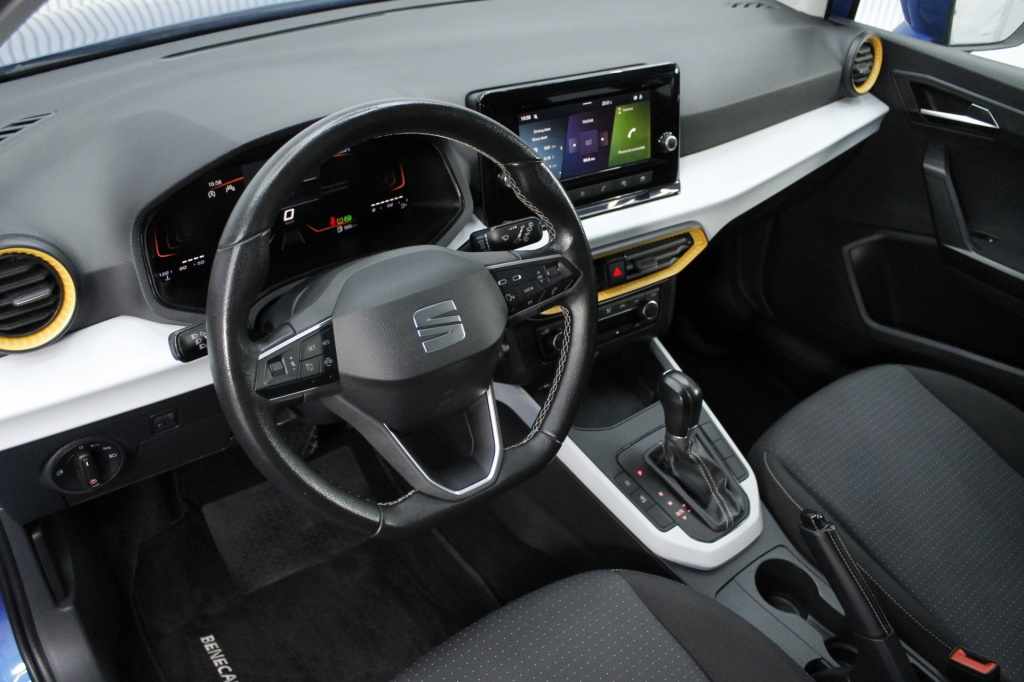 seat-arona-2024-gasolina-999cc