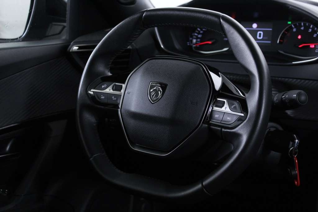 peugeot-2008-2024-gasolina-1199cc