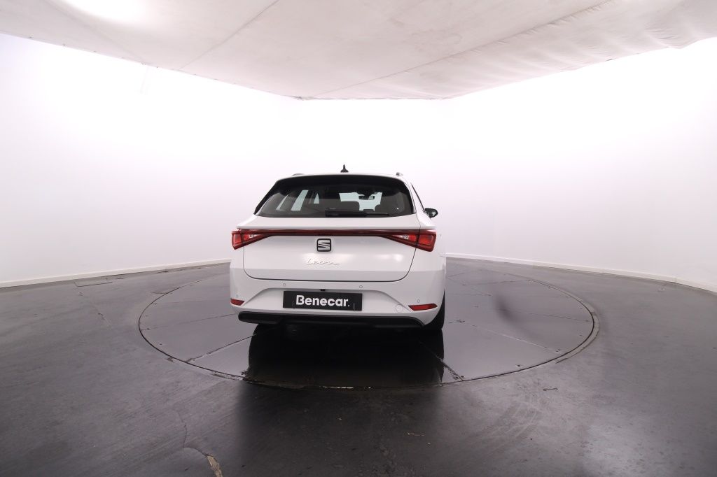 seat-leon-st-2024-gasolina-999cc