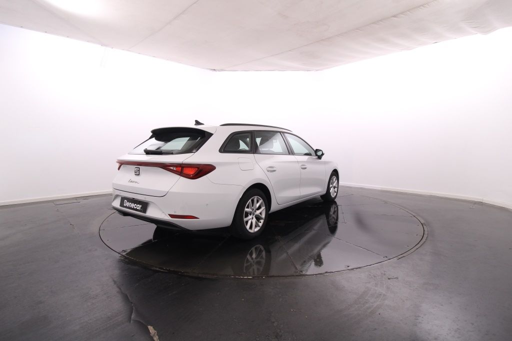 seat-leon-st-2024-gasolina-999cc