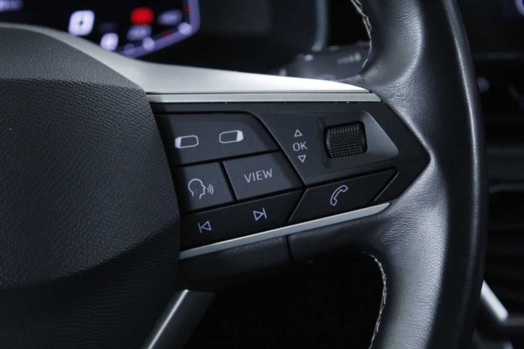 seat-leon-st-2024-gasolina-999cc