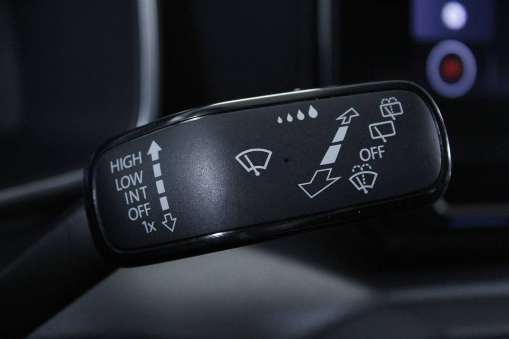 seat-leon-st-2024-gasolina-999cc