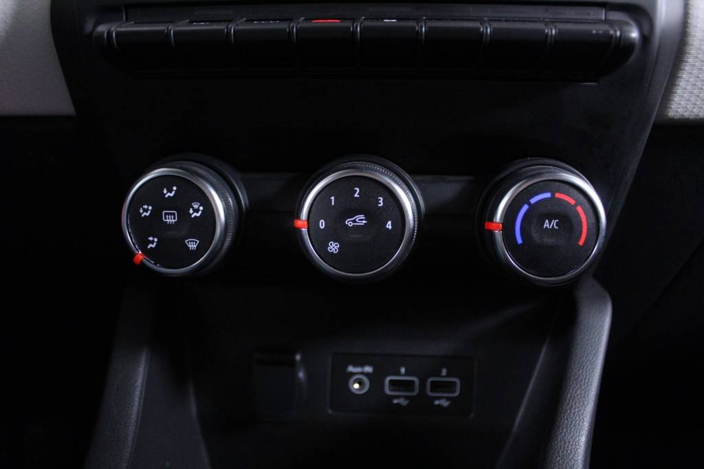 renault-clio-2023-gasolina-999cc