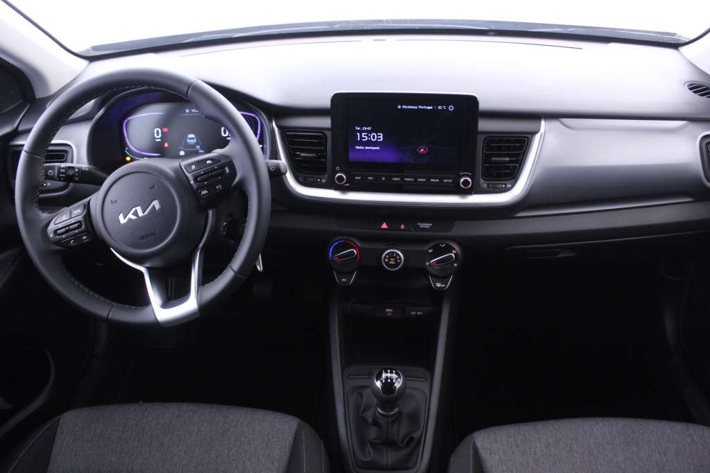 kia-stonic-2024-gasolina-1197cc