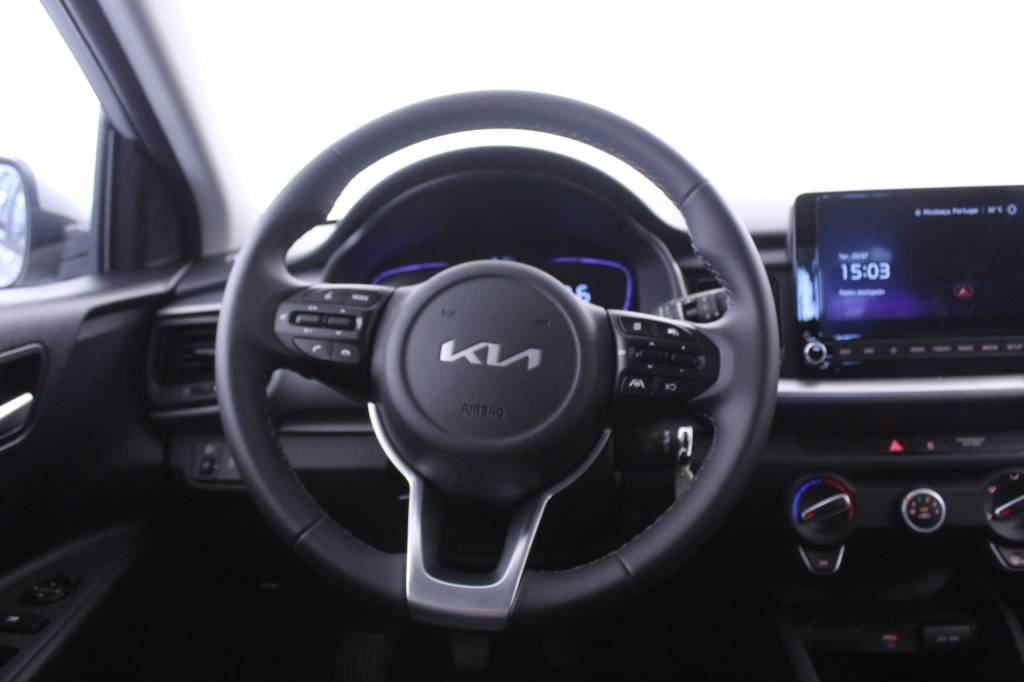 kia-stonic-2024-gasolina-1197cc