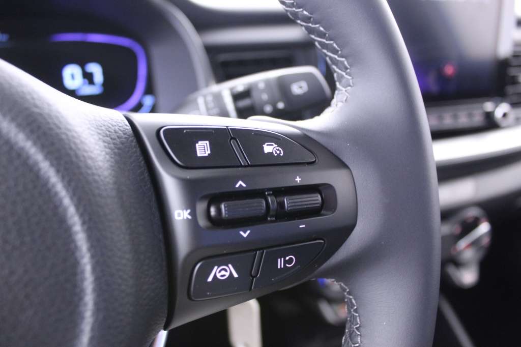 kia-stonic-2024-gasolina-1197cc