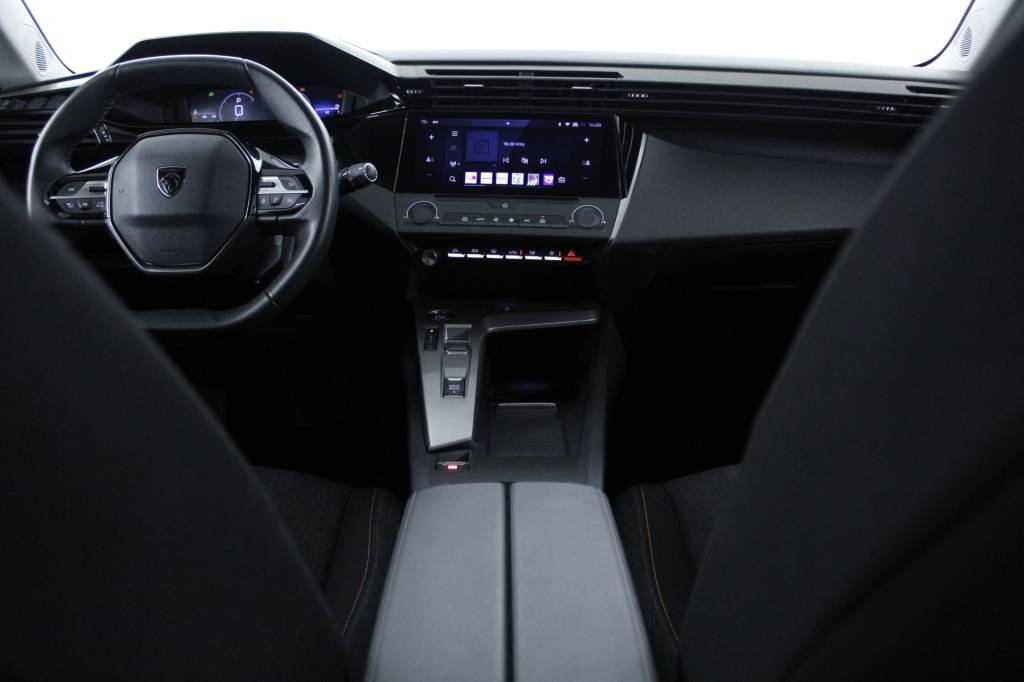 peugeot-308-sw-2025-hibrido-1199cc