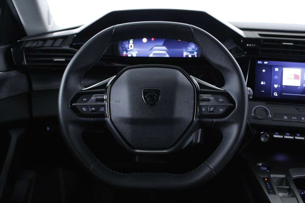 peugeot-408-2025-hibrido-1199cc