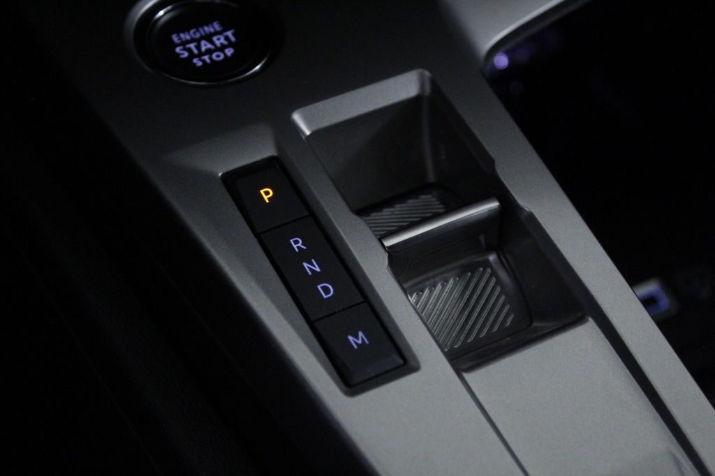 peugeot-408-2025-hibrido-1199cc
