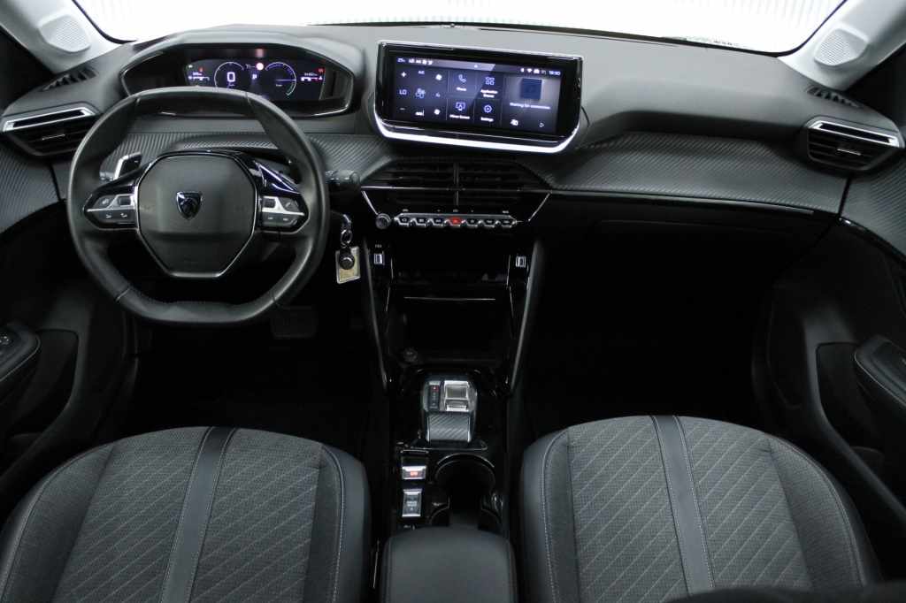peugeot-208-2025-hibrido-1199cc