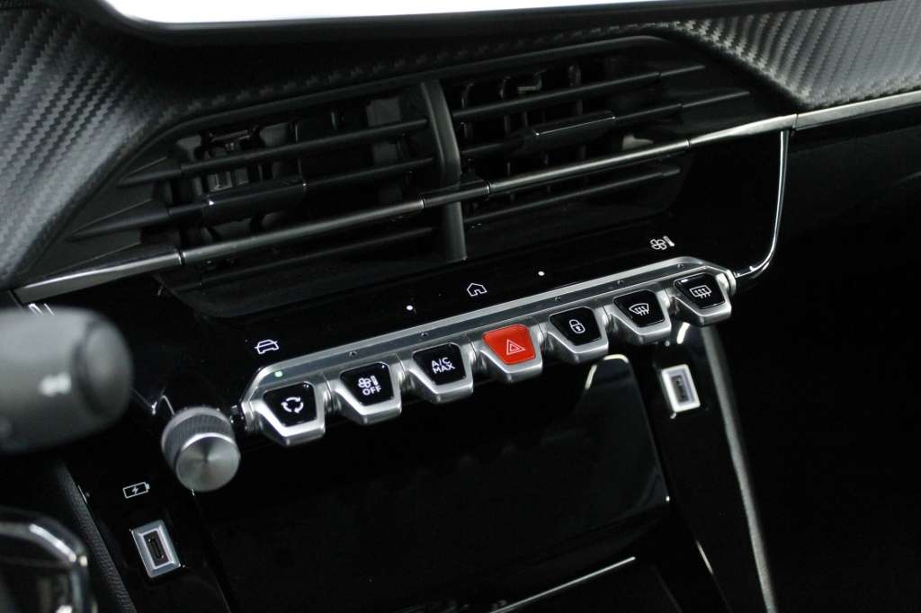 peugeot-208-2025-hibrido-1199cc