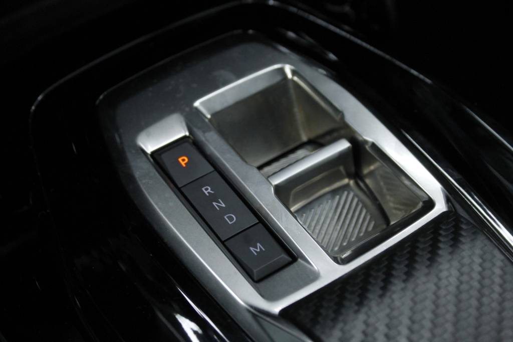 peugeot-208-2025-hibrido-1199cc