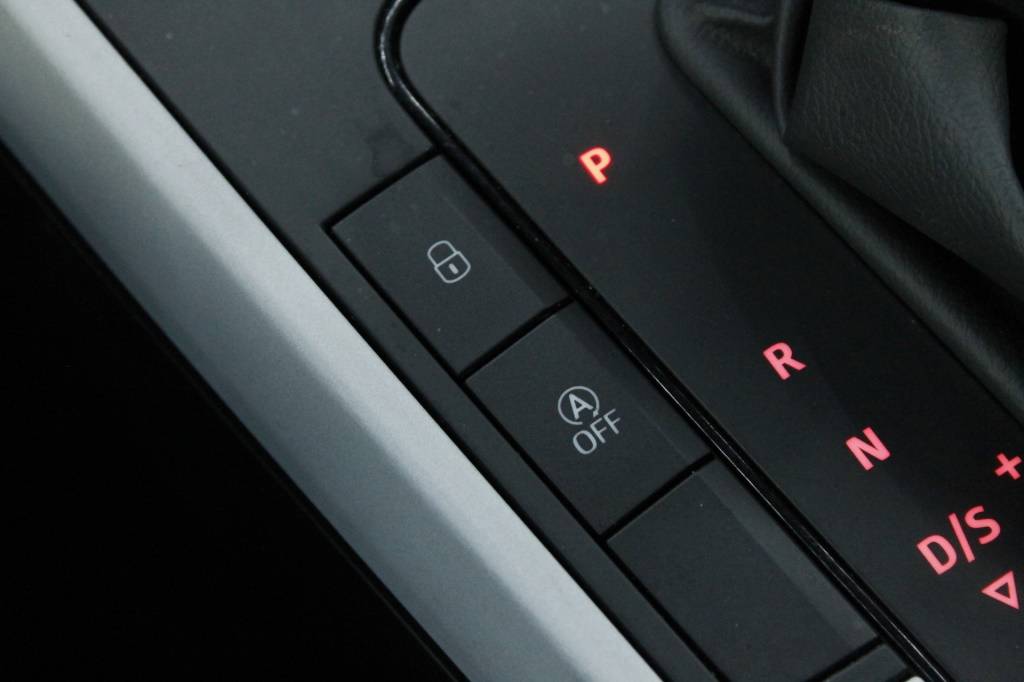 seat-arona-2024-gasolina-999cc