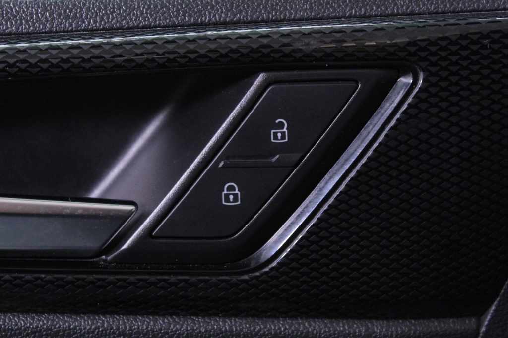 volkswagen-taigo-2024-gasolina-999cc