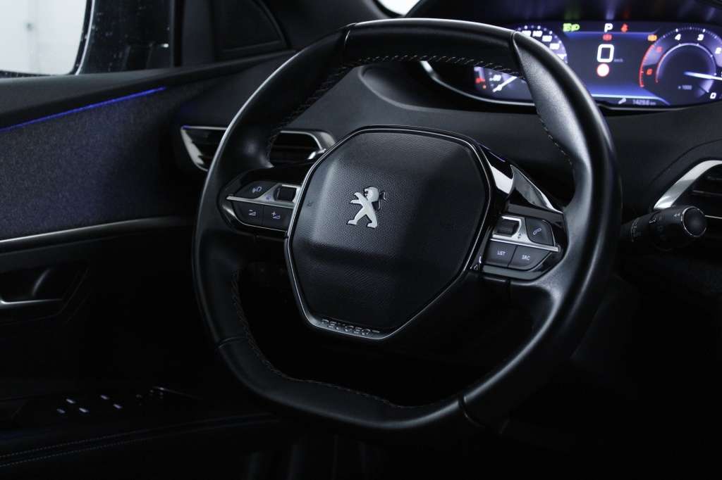 peugeot-3008-2023-diesel-1499cc
