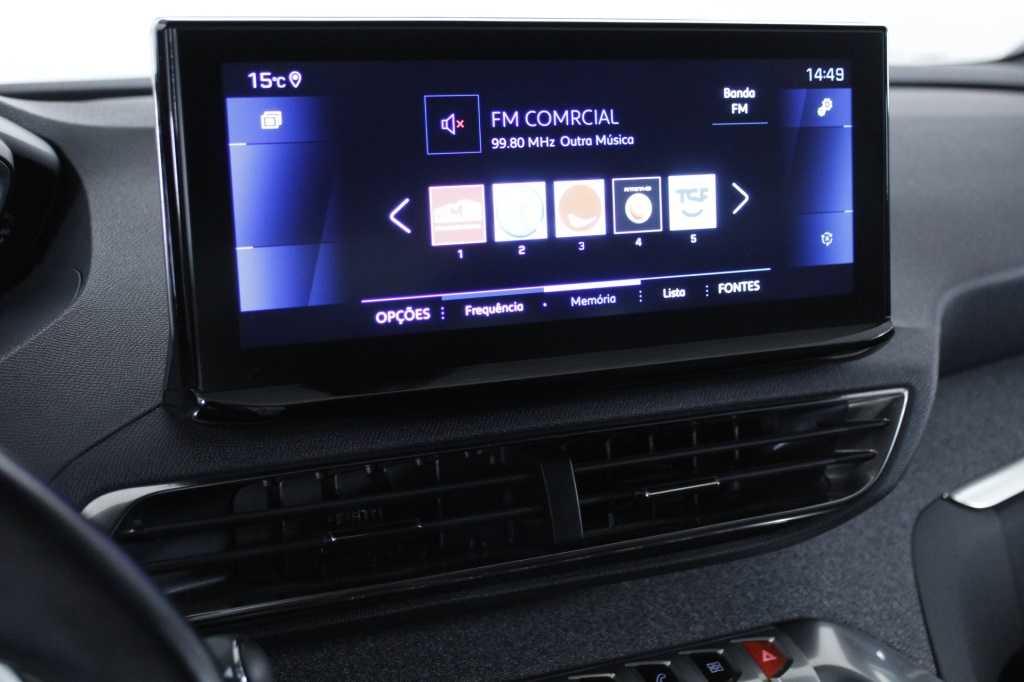 peugeot-3008-2023-diesel-1499cc