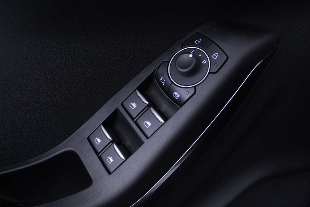 ford-puma-2024-hibrido-999cc