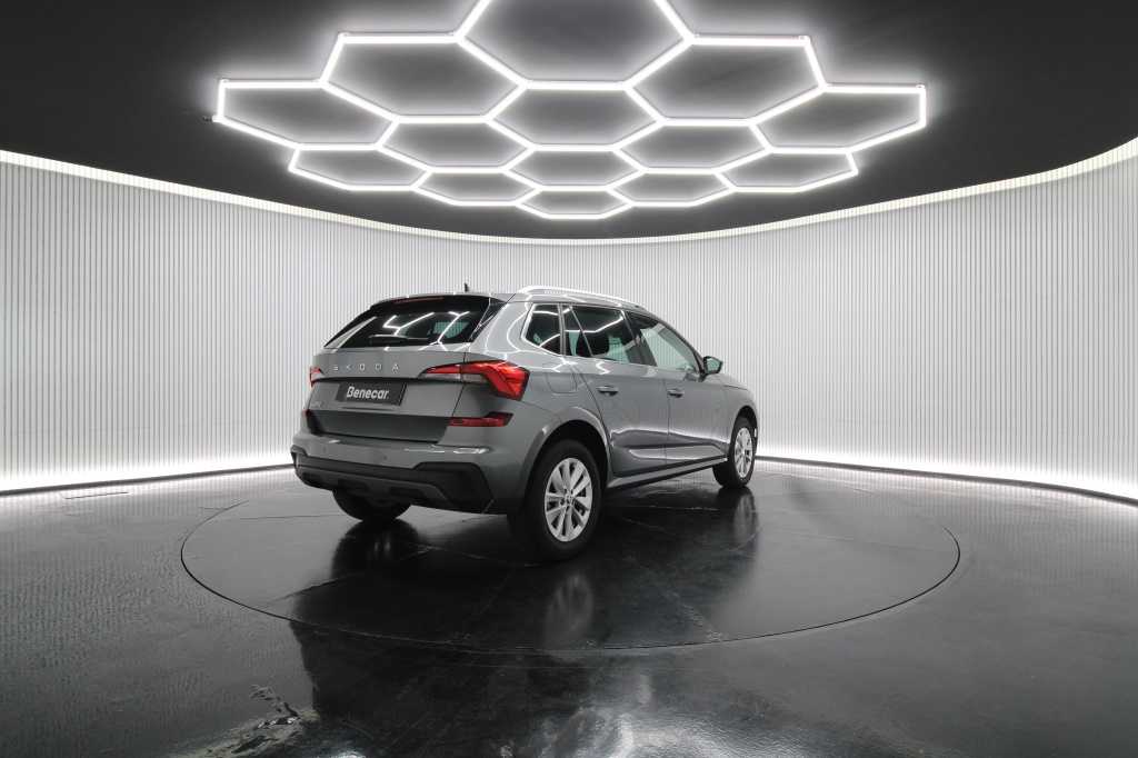 skoda-kamiq-2024-gasolina-999cc