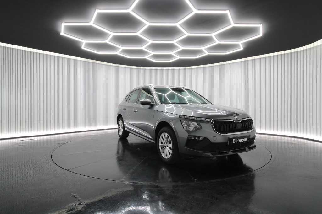 skoda-kamiq-2024-gasolina-999cc