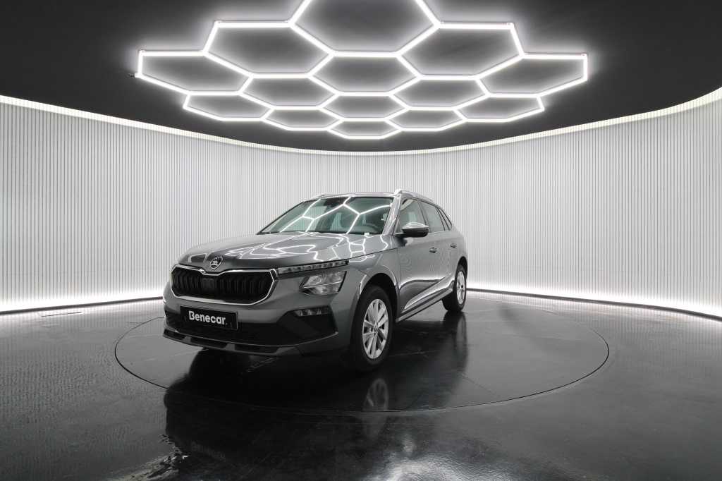 skoda-kamiq-2024-gasolina-999cc