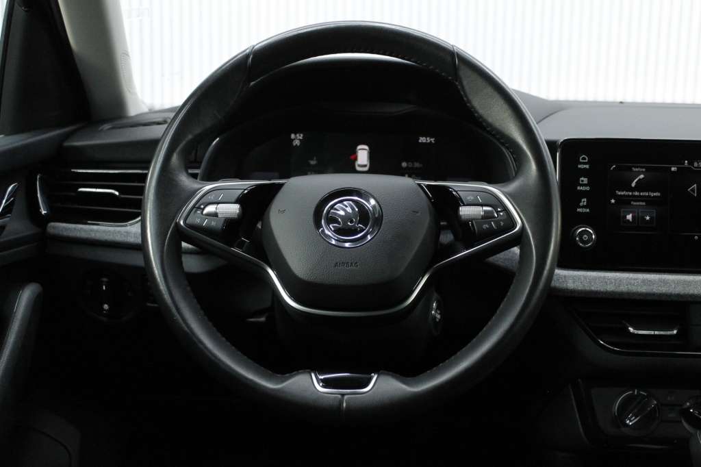 skoda-kamiq-2024-gasolina-999cc