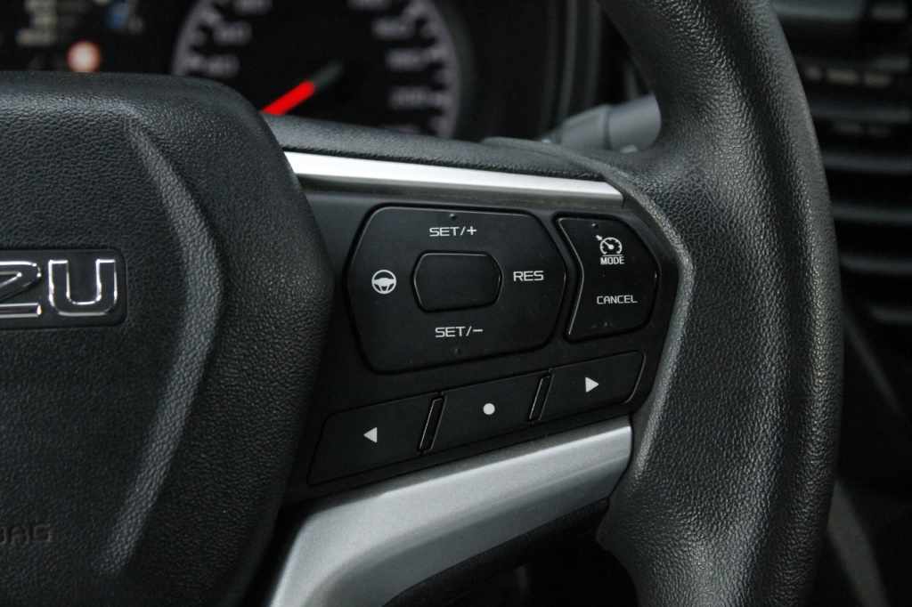 isuzu-d-max-2024-diesel-1898cc