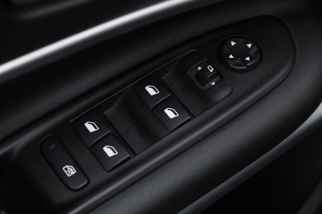 jeep-avenger-2024-gasolina-1199cc