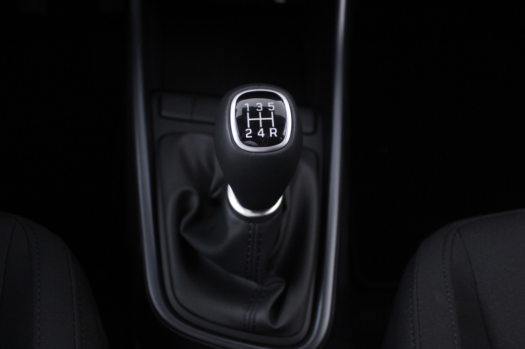 hyundai-i20-2025-gasolina-1197cc