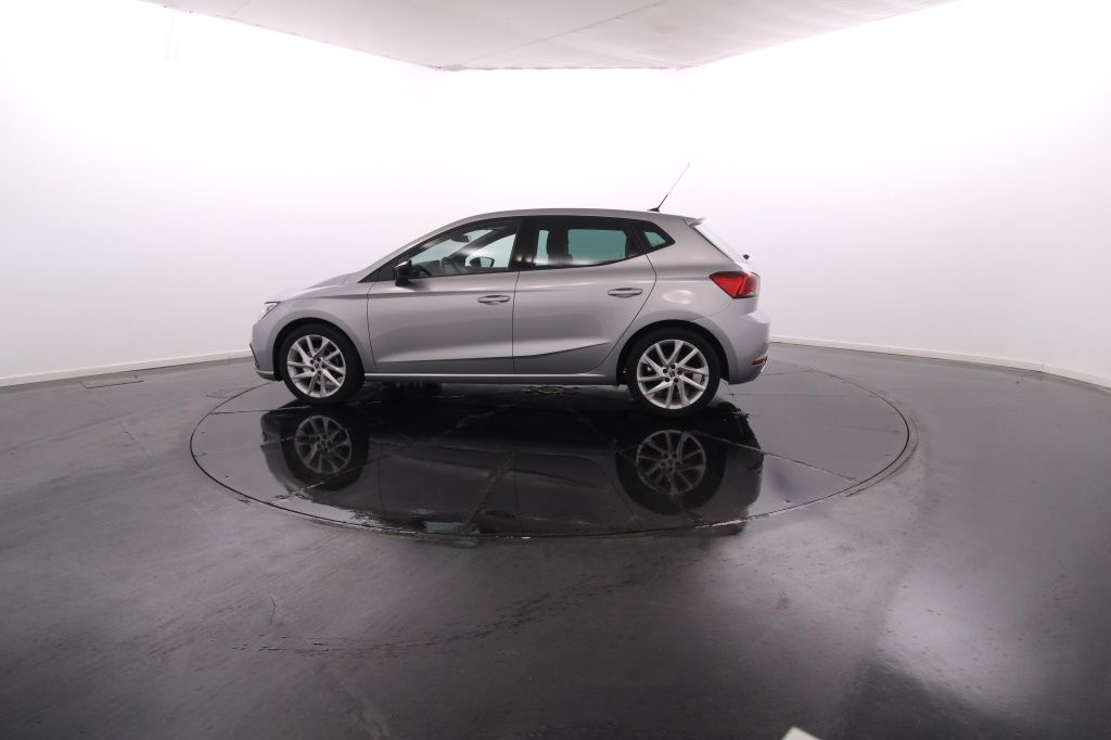 seat-ibiza-2023-gasolina-999cc