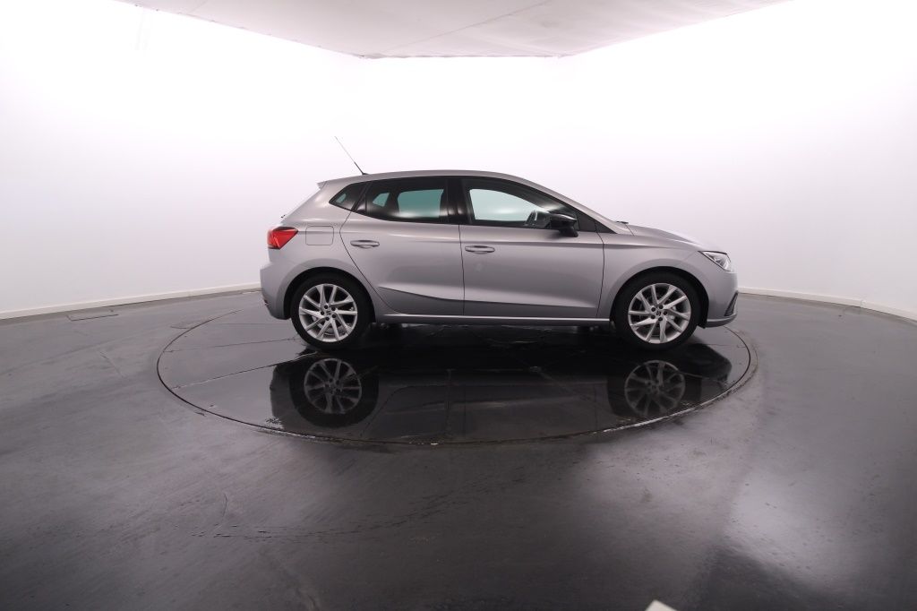 seat-ibiza-2023-gasolina-999cc