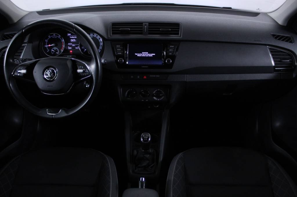 skoda-fabia-2022-gasolina-999cc
