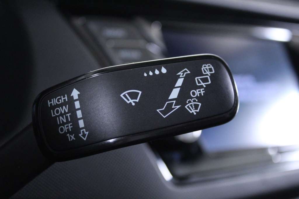 skoda-fabia-2022-gasolina-999cc