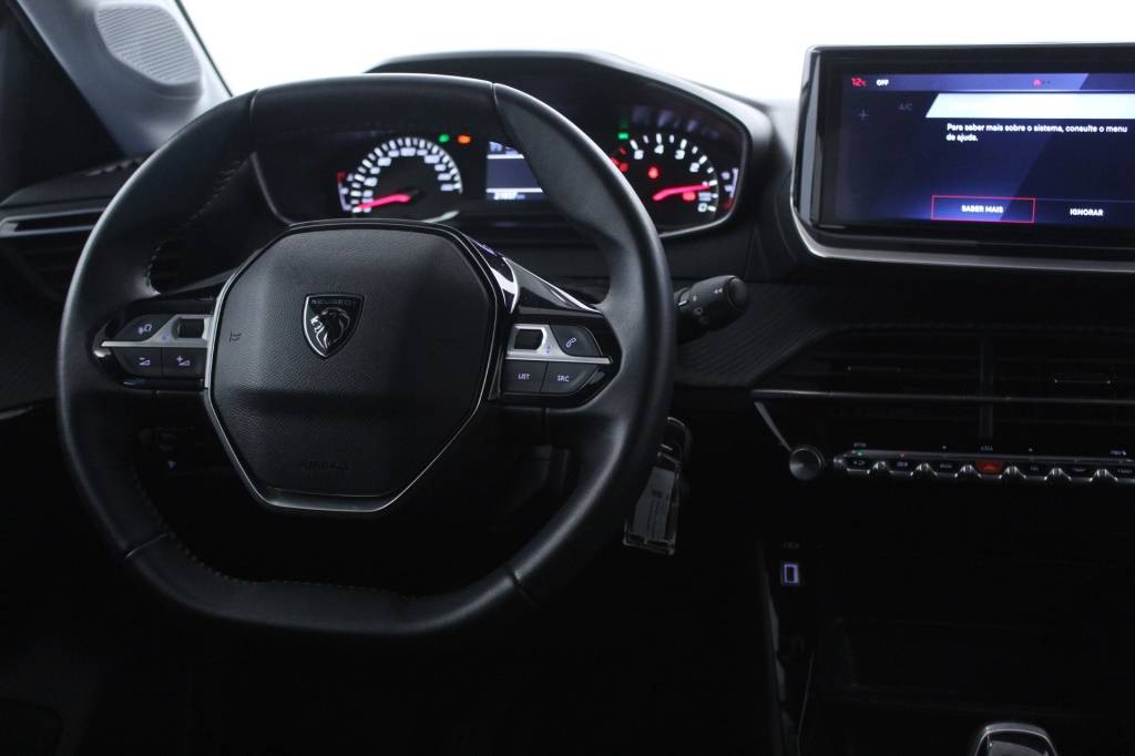 peugeot-208-2024-gasolina-1199cc