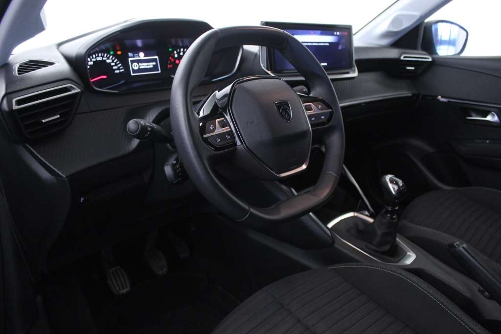 peugeot-208-2024-gasolina-1199cc