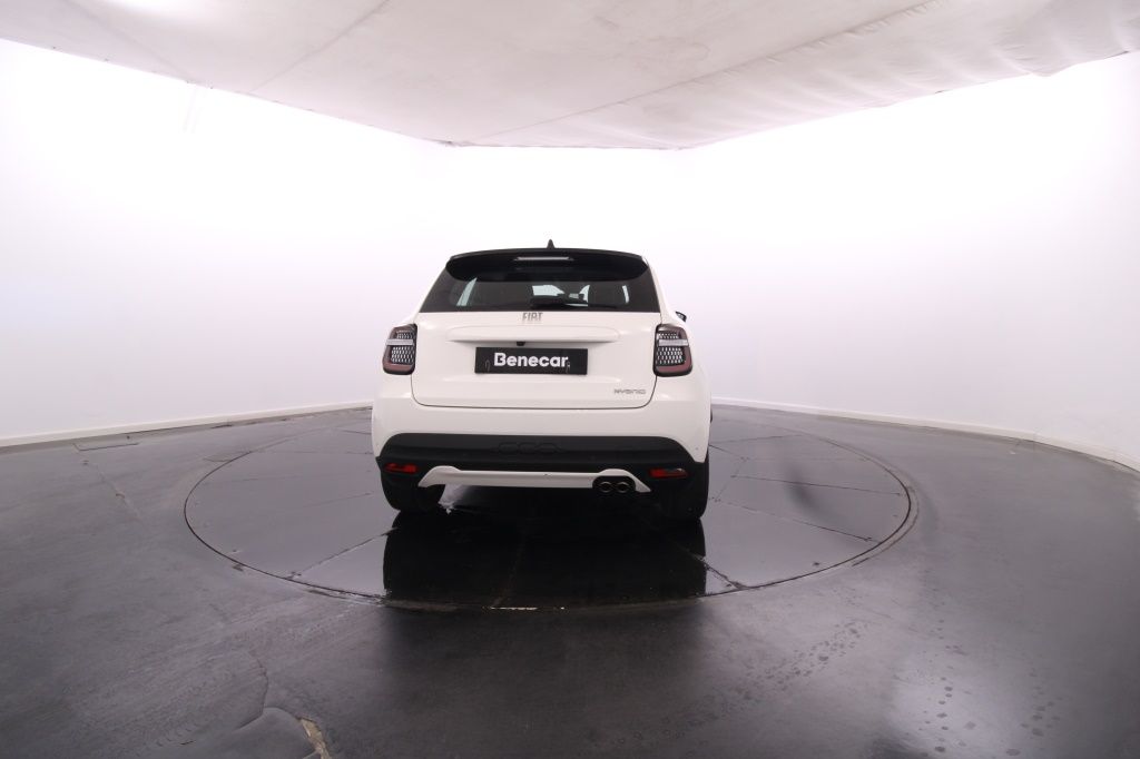 fiat-600-2025-hibrido-1199cc