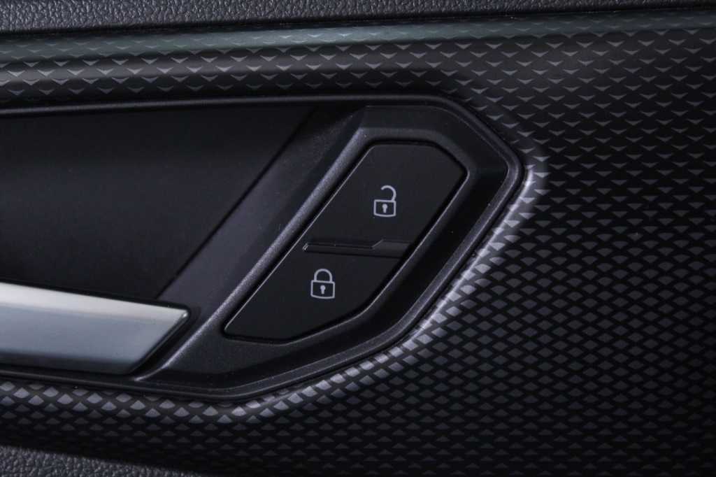 volkswagen-t-cross-2023-gasolina-999cc