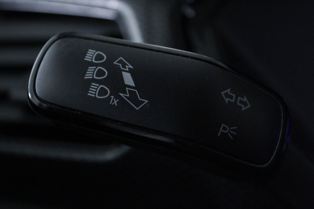 volkswagen-t-cross-2023-gasolina-999cc