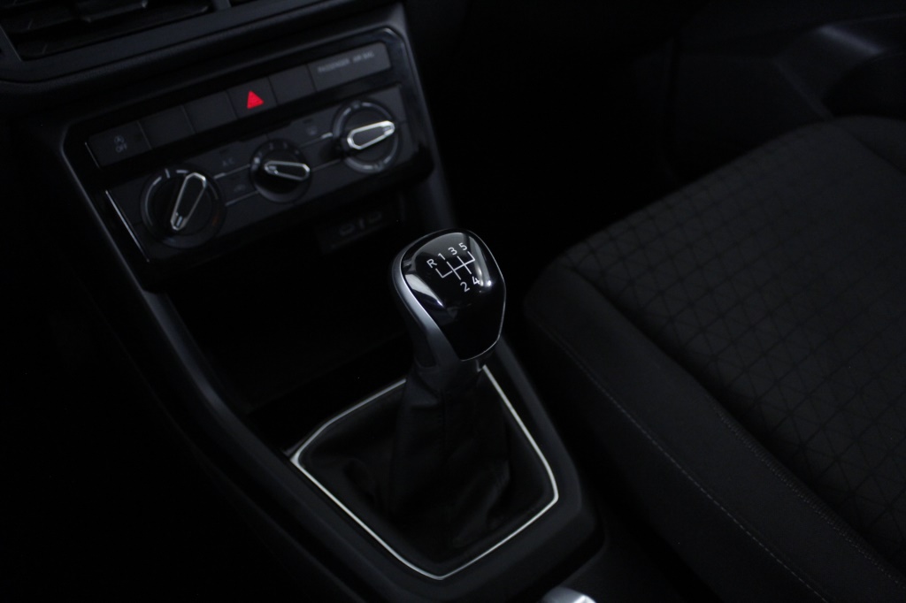 volkswagen-t-cross-2023-gasolina-999cc