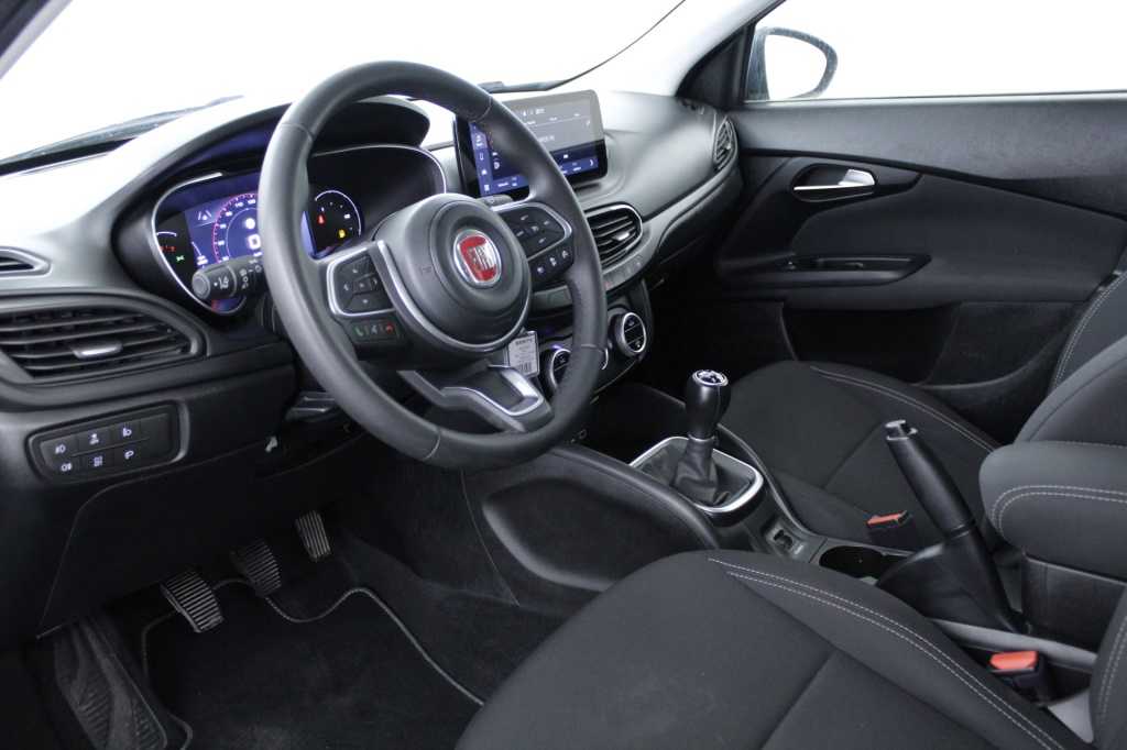 fiat-tipo-station-wagon-2023-gasolina-999cc