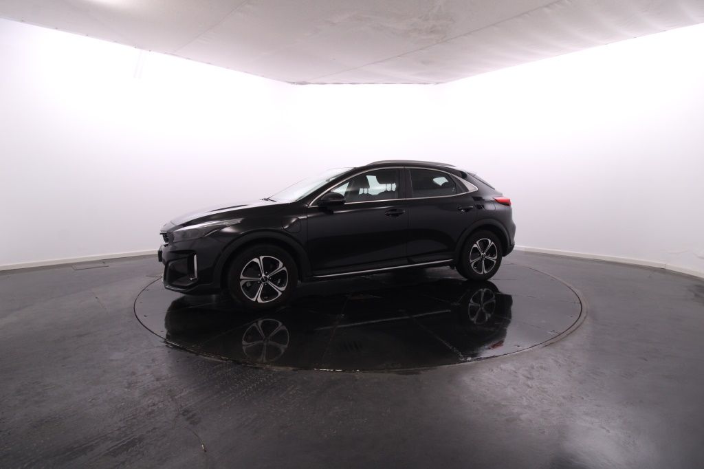 kia-xceed-2024-hibrido-1580cc